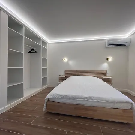 31 - Modern Holiday home